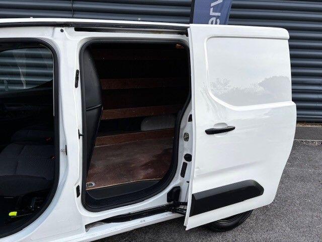 Peugeot Partner image 16